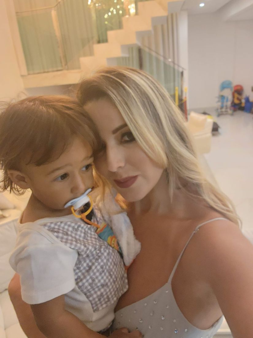 Colo bom demais